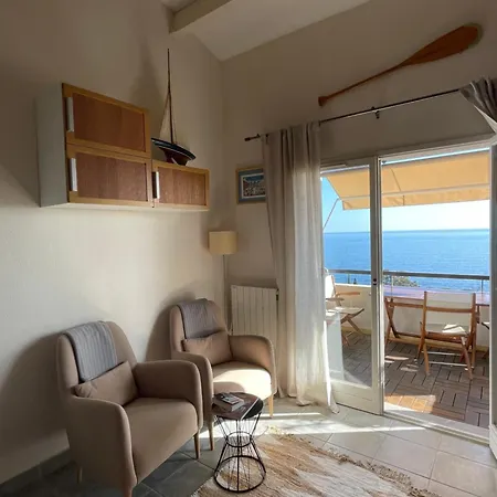 Apartment Le Rayol-Canadel-sur-Mer