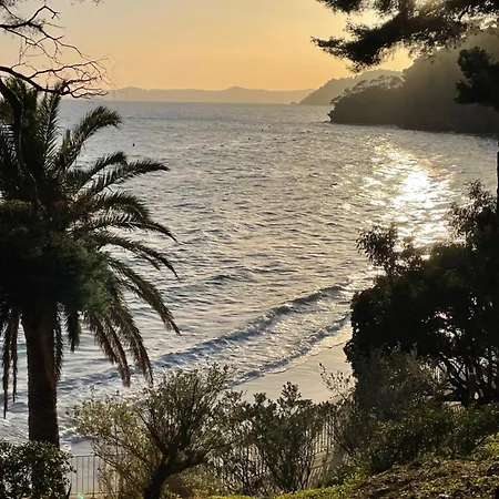 Le Le Rayol-Canadel-sur-Mer